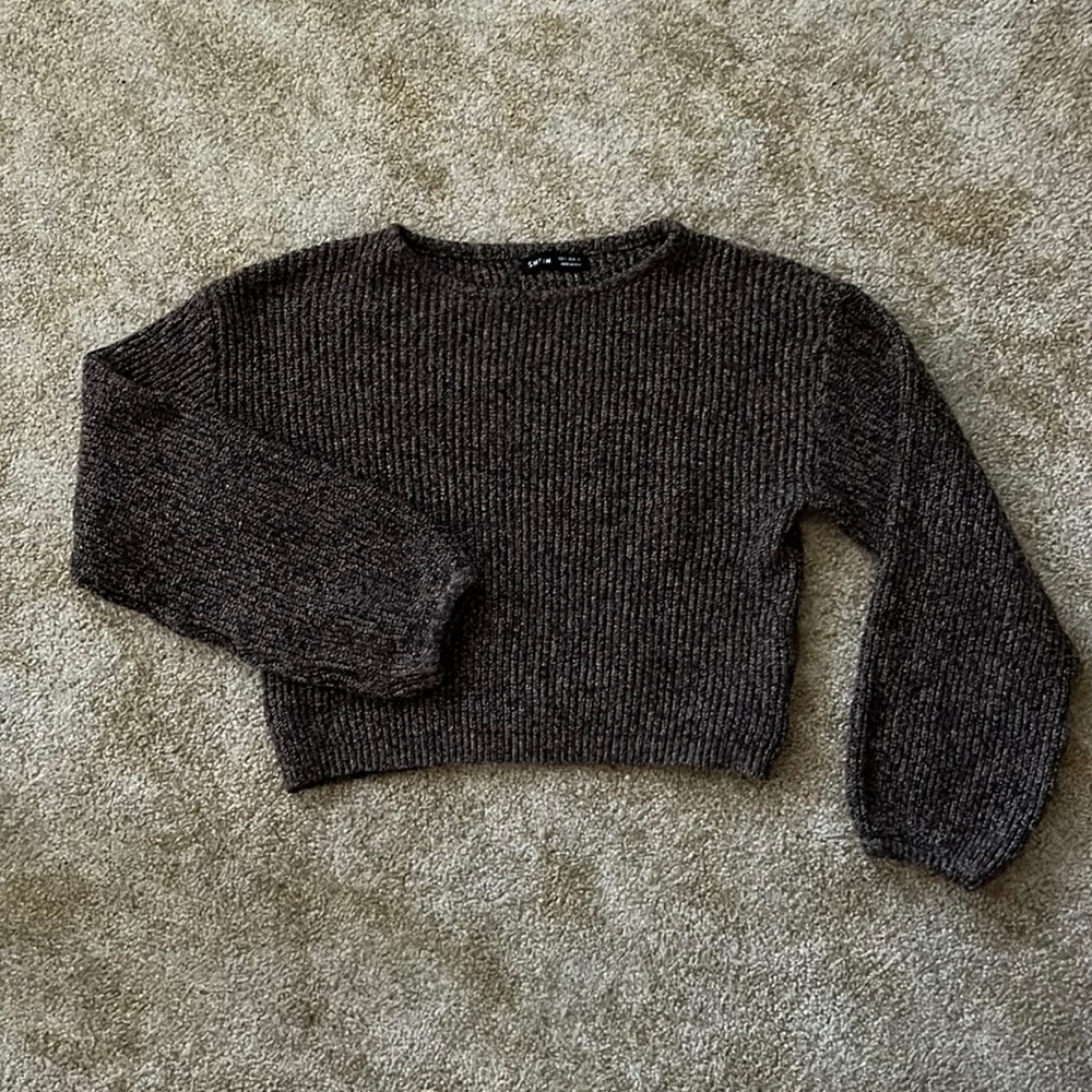 Cropped sweater